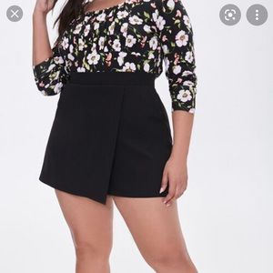 *Brand New F21 plus size skort. Size 2x